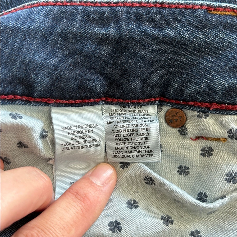 Lucky Brand jeans - Picture 6 of 6